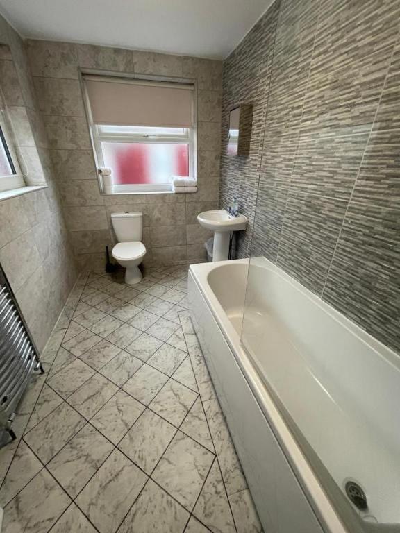 Two Bedroom House Free Parking リヴァプール エクステリア 写真
